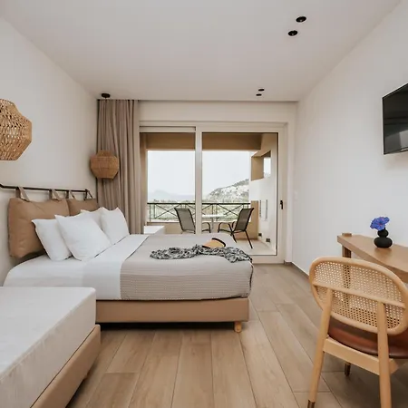 Maxine 3* Agia Galini