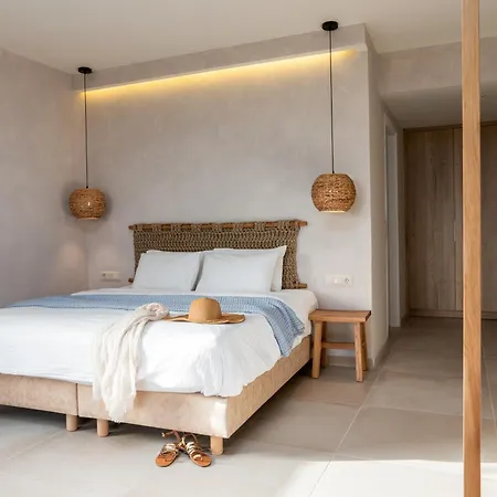 Maxine 3* Agia Galini
